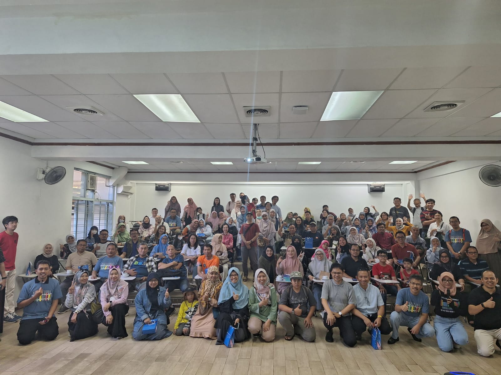 Halal Bi Halal Ikatan Alumni Kimia ITB 2023, Bernostalgia di Jurusan di ITB Homecoming 2023